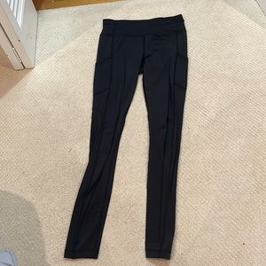 Lululemon black full length leggings w side pockets